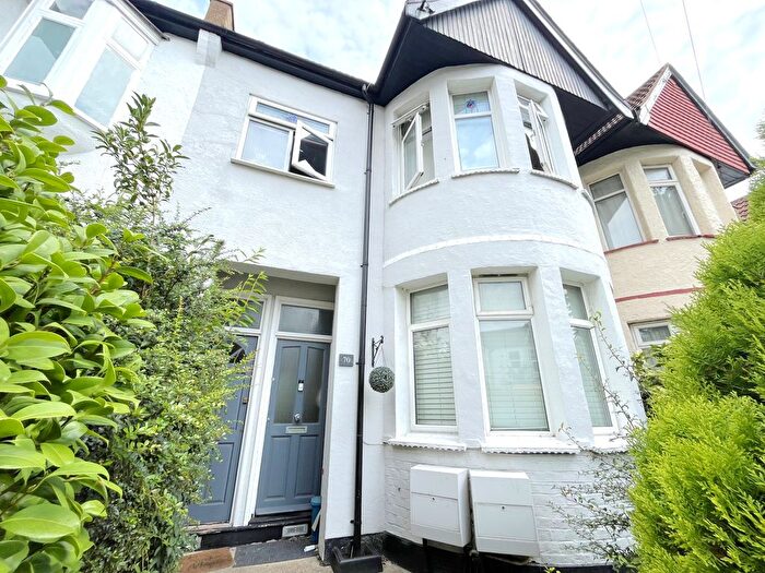 1 Bedroom Flat To Rent In Victoria Road, Southend On Sea, SS1