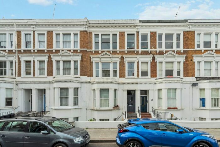 1 Bedroom Flat To Rent In Hazlitt Road, London, W14