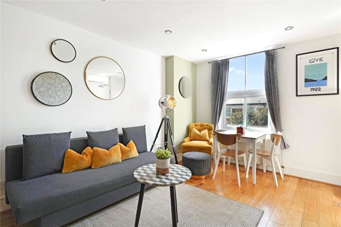 1 Bedroom Flat For Sale In St. Julians Road, Kilburn, NW6