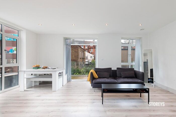 1 Bedroom Apartment To Rent In Rayhouse Court, Clockhouse Avenue, Barking, IG11