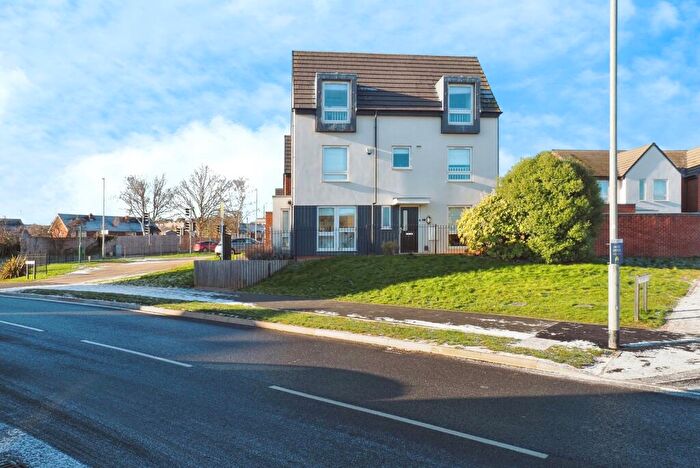 4 Bedroom Detached House For Sale In Waldrom Road, Gedling, Nottingham, Nottinghamshire, NG4