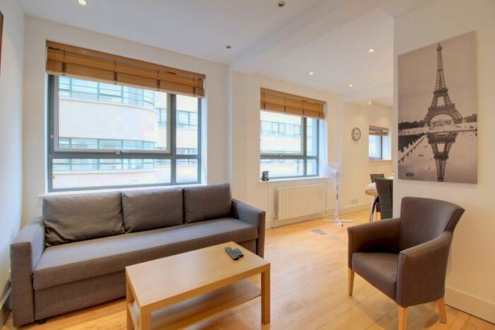 1 Bedroom Apartment To Rent In Portsoken Street, Aldgate East, E1