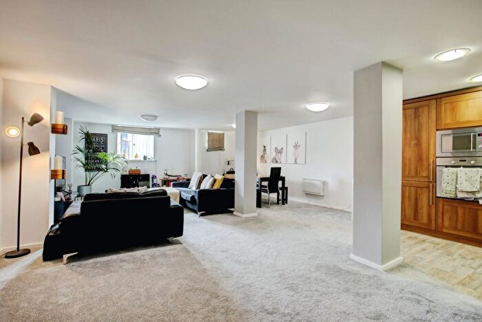 2 Bedroom Flat For Sale In Hanover Street, Newcastle Upon Tyne, NE1