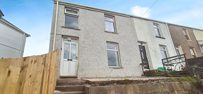 3 Bedroom Property To Rent In Giants Grave Road, Briton Ferry, Neath, SA11