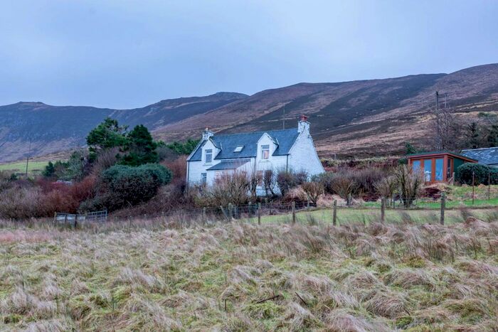 4 Bedroom Detached House For Sale In Totescore, Portree, Skye IV51