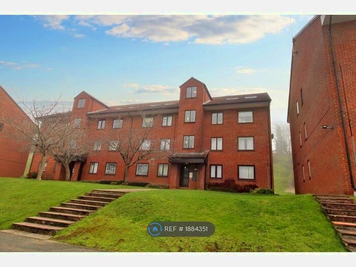 1 Bedroom Flat To Rent In Tippett Rise, Reading, RG2