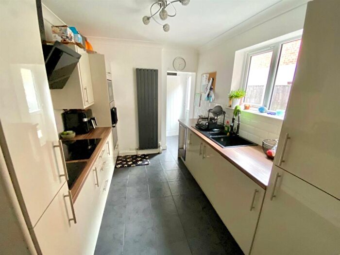 3 Bedroom End Of Terrace House For Sale In Lovewell Road, Gorleston, NR31