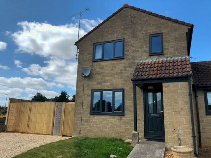 3 Bedroom House To Rent In White Mead, Yeovil, BA21