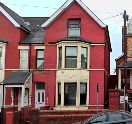 2 Bedroom Flat To Rent In Pentonville, Newport, South Wales, NP20