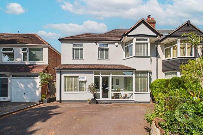 5 Bedroom Semi Detached House For Sale In Boden Road, Birmingham, B28