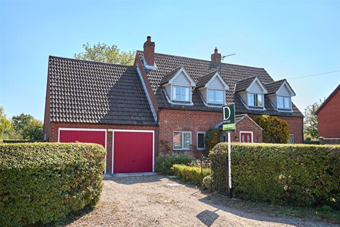 5 Bedroom House For Sale In Church Road, Alburgh, IP20