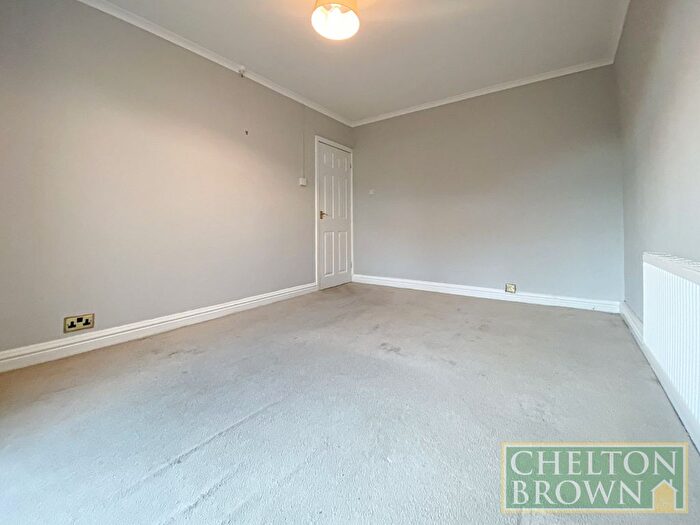 2 Bedroom Bungalow For Sale In Yelvertoft Road, Kingsthorpe, Northampton, NN2
