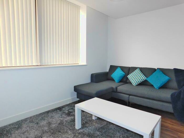 1 Bedroom Apartment To Rent In Broadway Residences, Broad Street, B15
