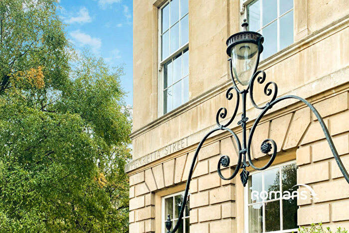 1 Bedroom Flat To Rent In Henrietta Street, Bath, BA2