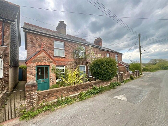 3 Bedroom End Of Terrace House For Sale In New Road, Ridgewood, Uckfield, East Sussex, TN22