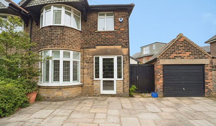 4 Bedroom Semi-Detached House For Sale In Uppermoor, Pudsey, LS28