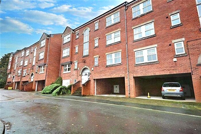 2 Bedroom Apartment To Rent In The Cricketers, Kirkstall, Leeds, West Yorkshire, LS5