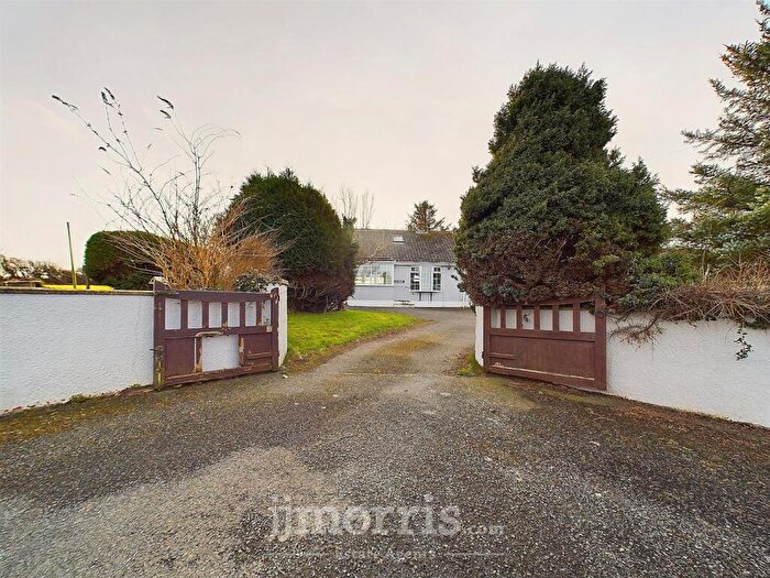 2 Bedroom Chalet For Sale In Blaenwaun, Dwrbach, Scleddau, Fishguard, SA65