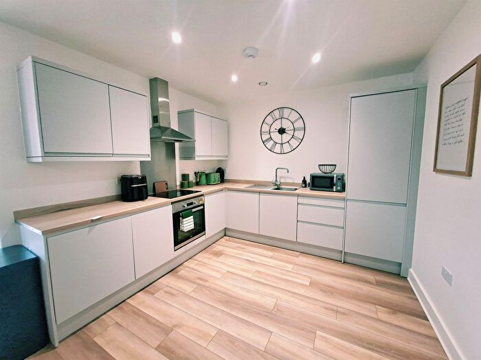 1 Bedroom Flat For Sale In Station Road, Whittlesey, Peterborough, PE7