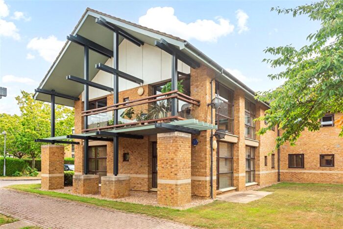4 Bedroom Apartment For Sale In Woodward Place, Loughton Lodge, Milton Keynes, Buckinghamshire, MK8