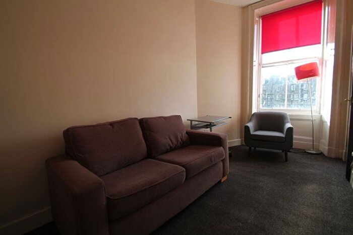 4 Bedroom Flat To Rent In Commercial Street, Dundee, DD1