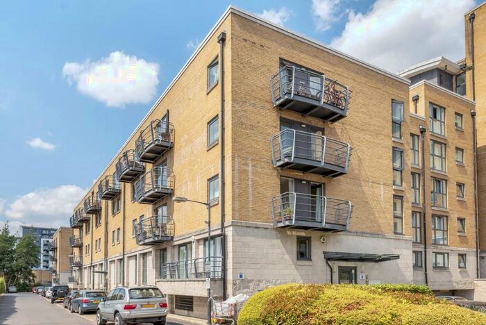 2 Bedroom Flat To Rent In Glaisher Street London, SE8