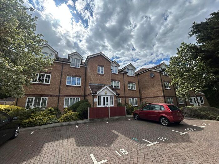 1 Bedroom Apartment To Rent In Horace Gay Gardens, Letchworth Garden City, SG6