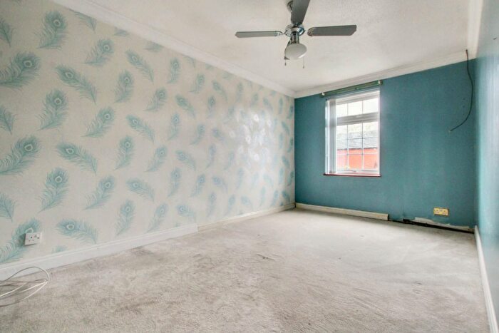 3 Bedroom Terraced House For Sale In Dengayne, Basildon, SS14