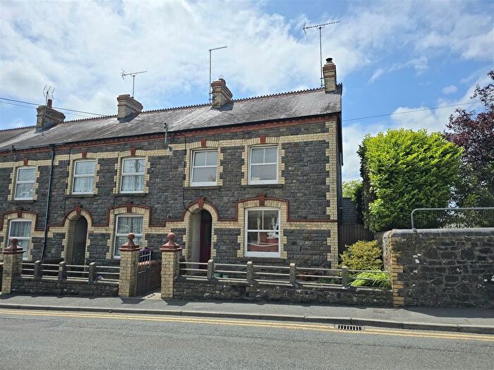 2 Bedroom End Of Terrace House For Sale In Intermediate Terrace, North Road, SA34