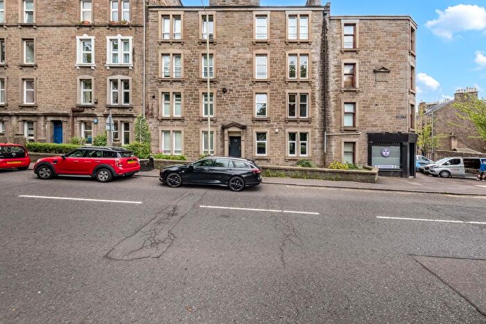 2 Bedroom Flat For Sale In Pitkerro Road, Dundee, DD4