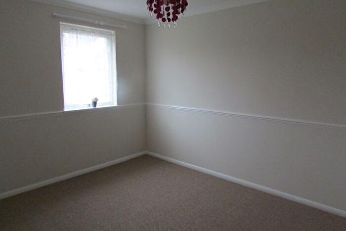 3 Bedroom Terraced House For Sale In Brudenell, Peterborough, PE2