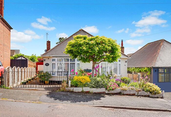 2 Bedroom Detached Bungalow For Sale In Grange View Road, Gedling, NG4