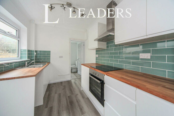 3 Bedroom Semi-Detached House To Rent In Victoria Street, Dunstable, LU6