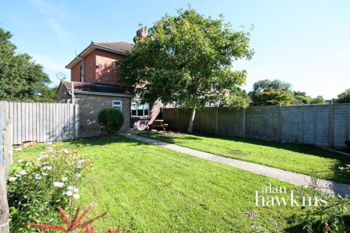 3 Bedroom End Of Terrace House To Rent In School Hill, Brinkworth, SN15