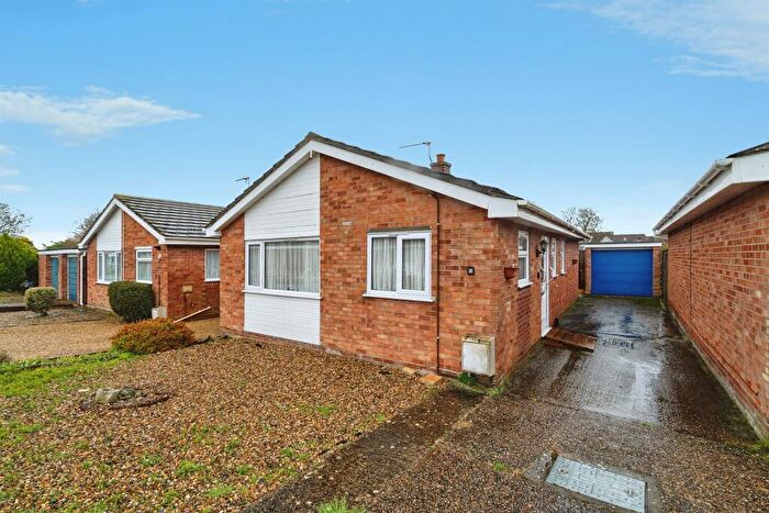 2 Bedroom Bungalow For Sale In Twiss Close, Roydon, Diss, IP22
