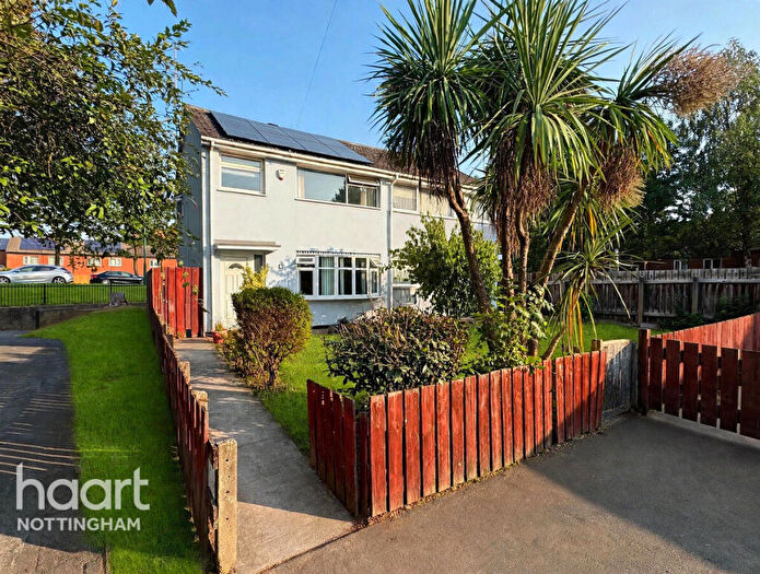 3 Bedroom Semi-Detached House For Sale In Humber Close, The Meadows, NG2