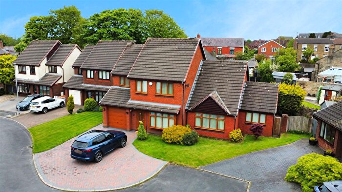 4 Bedroom Detached House For Sale In Gategill Grove, Billinge, Wigan, Lancashire, WN5