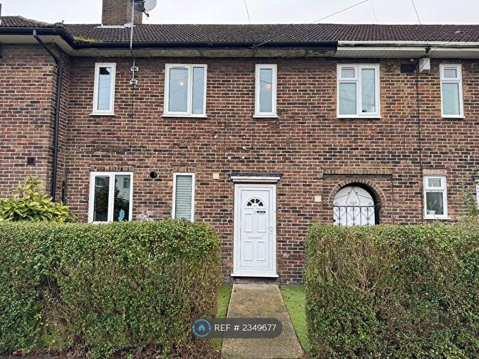 3 Bedroom Terraced House To Rent In Playgreen Way, London, SE6