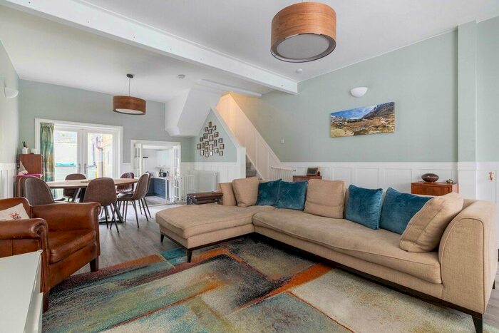 4 Bedroom Property To Rent In Mascotte Road, Putney, SW15