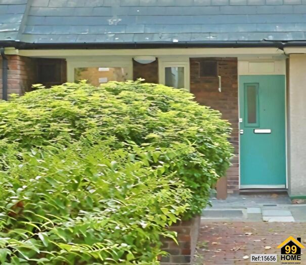 1 Bedroom Flat To Rent In Castleford Court, London, NW8