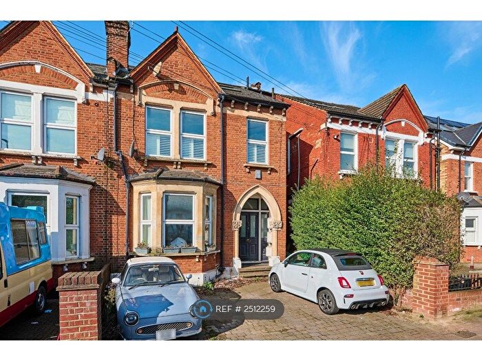 1 Bedroom Flat To Rent In London, London, SW16