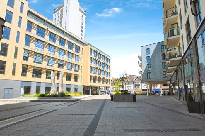 1 Bedroom Apartment To Rent In Guildford Road, Woking, Surrey, GU22