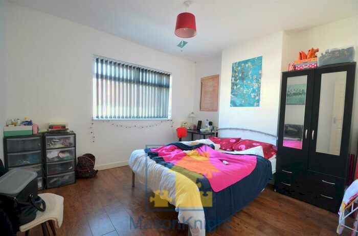 4 Bedroom Semi-Detached House To Rent In &#;. Pppw Milner Rd, Selly Oak. Mins Walk To University Of Birmingham, B29