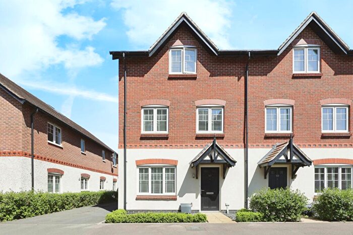 4 Bedroom Semi-Detached House For Sale In Meer Stones Road, Balsall Common, Coventry, CV7