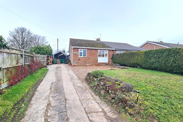 2 Bedroom Semi-Detached Bungalow For Sale In Meadow View, Swafield, NR28