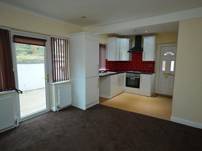 3 Bedroom Semi Detached House To Rent In Burley Road, Leeds, LS4
