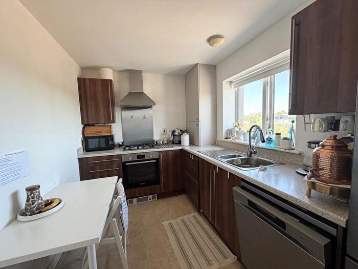 3 Bedroom End Of Terrace House To Rent In Brinson Way, Aveley, Thurrock, RM15