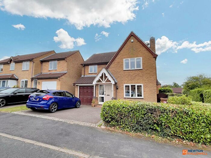 4 Bedroom Detached House For Sale In Wesley Way, Markfield, LE67