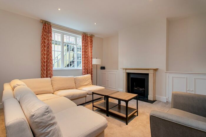 2 Bedroom Flat To Rent In Charlwood Street, London, SW1V