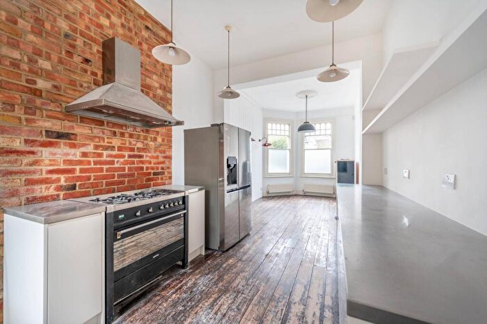 5 Bedroom House For Sale In Sellons Avenue, Harlesden, London, NW10